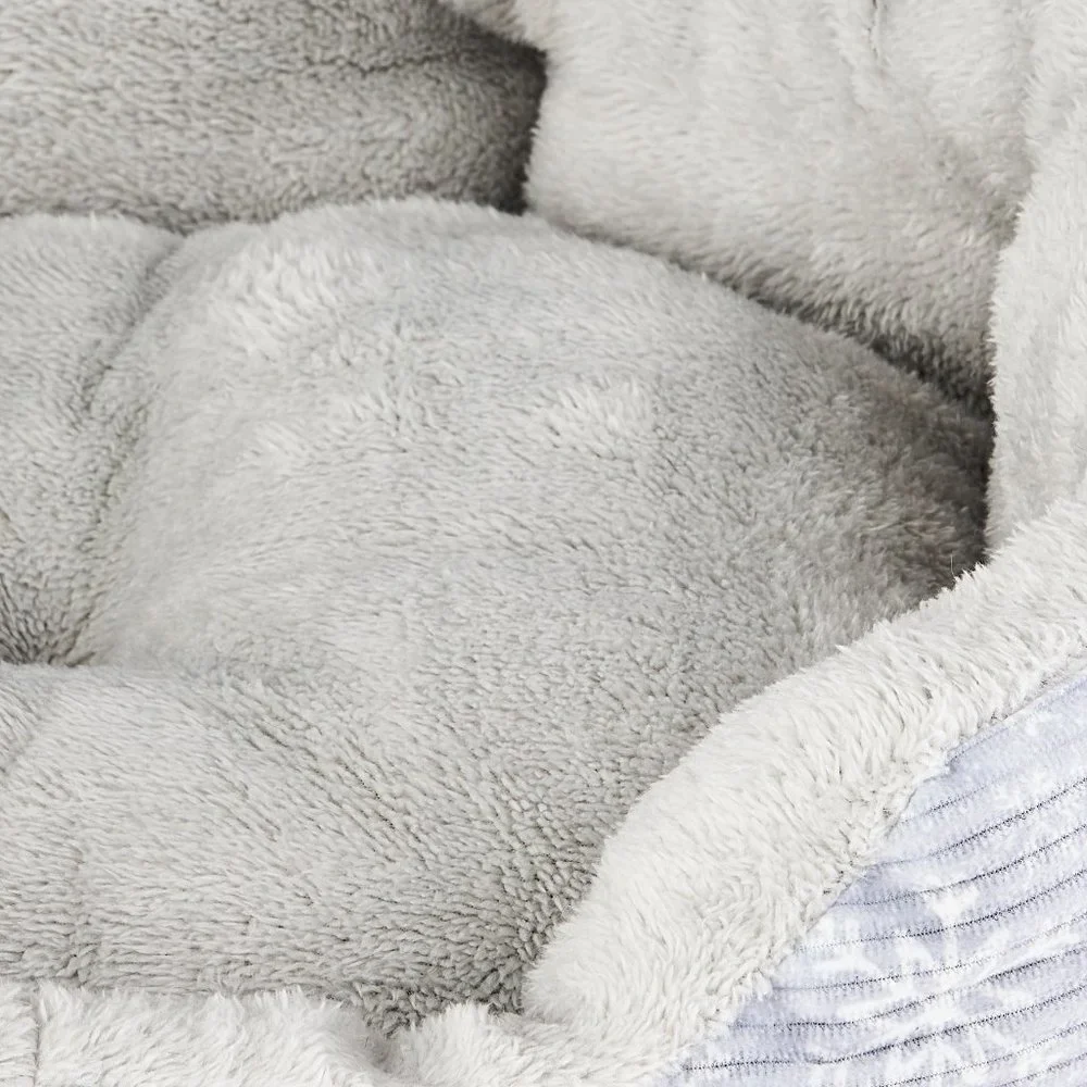 Cuddler Small Cat / Dog Bed, Snowflake